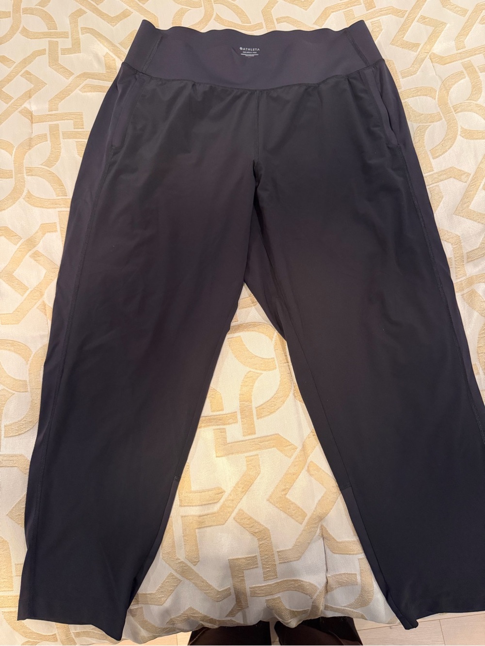 Athleta Black Women’s Jogger Sweatpants